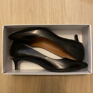 [NWOT] Calvin Klein Gabrianna Pump Women Size 8
